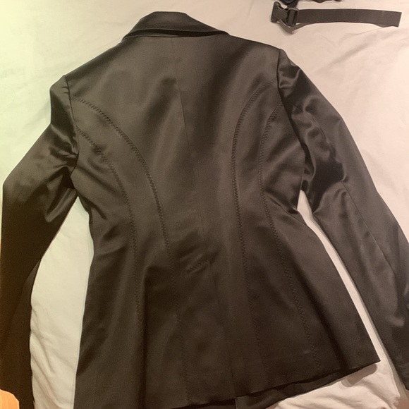 Black Marciano blazer w/ matching pants - Picture 4 of 10